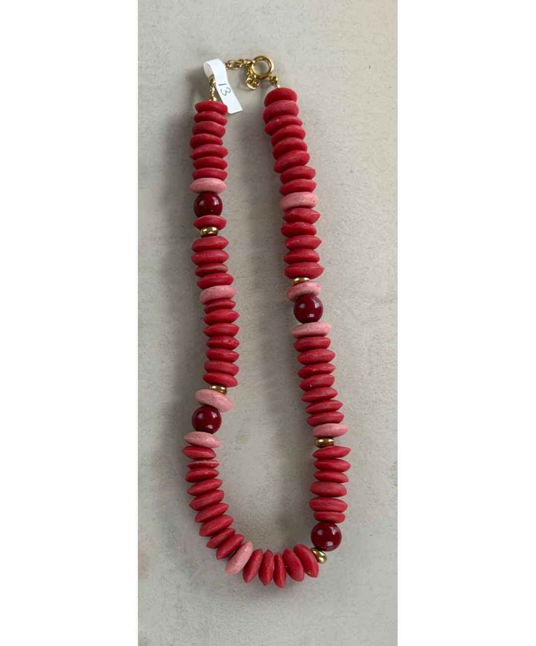 13- Rode schijfjes grof Necklace