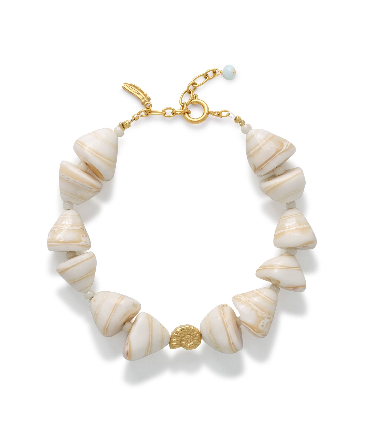 Salty Shell Armband
